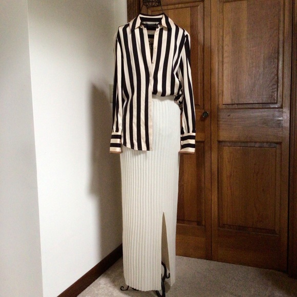 Grey/Ven The Hutton cashmere Blend Ribbed Midi Skirt, Natural, XL, New With Tags - Picture 3 of 10